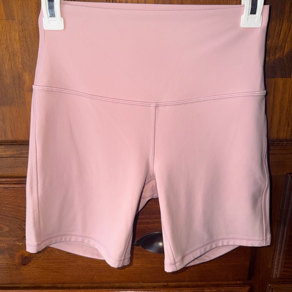 Lululemon Align 6 inch biker shorts